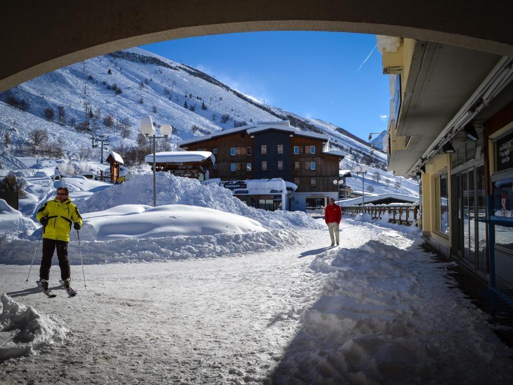 Hotel Turan Les Deux Alpes Eksteriør bilde